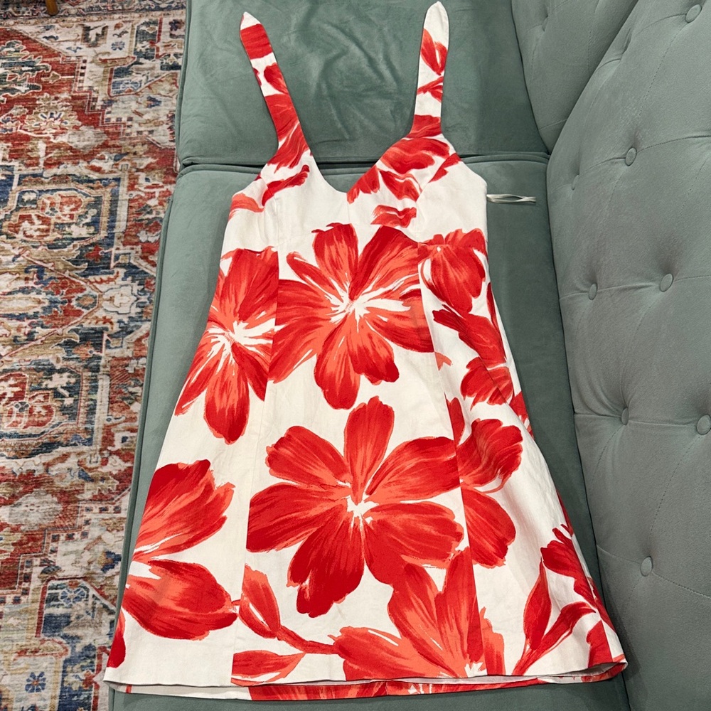 Jones New York White Dress with Vibrant Red-Orange Floral Print